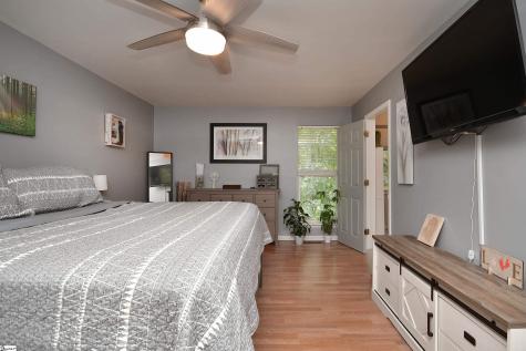 450 Waspnest Road Wellford SC 29385