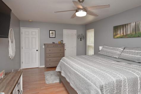 450 Waspnest Road Wellford SC 29385