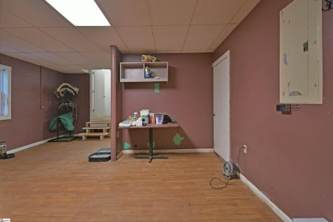 450 Waspnest Road Wellford SC 29385
