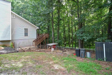 450 Waspnest Road Wellford SC 29385