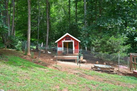 450 Waspnest Road Wellford SC 29385