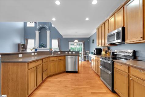 2 Hartline Court Greenville SC 29605