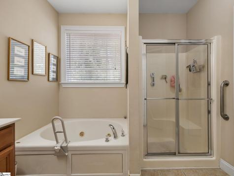 103 Heritage Creek Drive Boiling Springs SC 29316