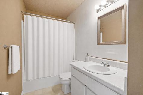 1024 Summit Drive Greenville SC 29609