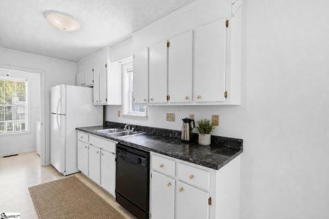 1024 Summit Drive Greenville SC 29609