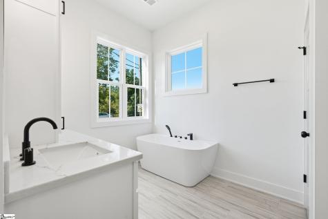4 Temple Street Greenville SC 29601