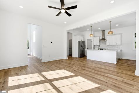 4 Temple Street Greenville SC 29601