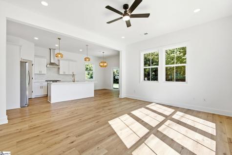 4 Temple Street Greenville SC 29601