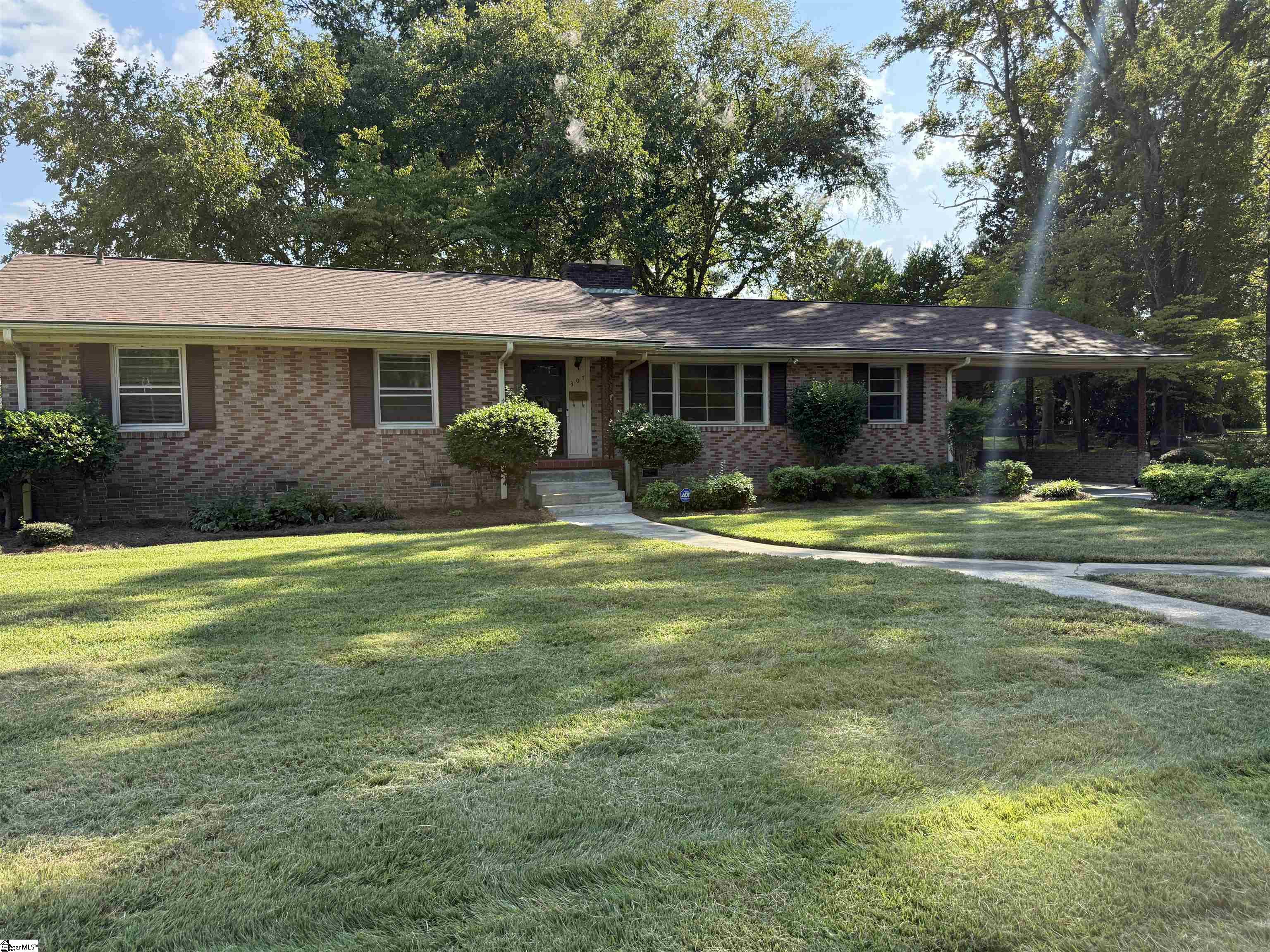 307 Spruce Street Clinton SC 29325