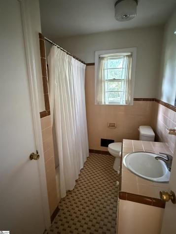 307 Spruce Street Clinton SC 29325