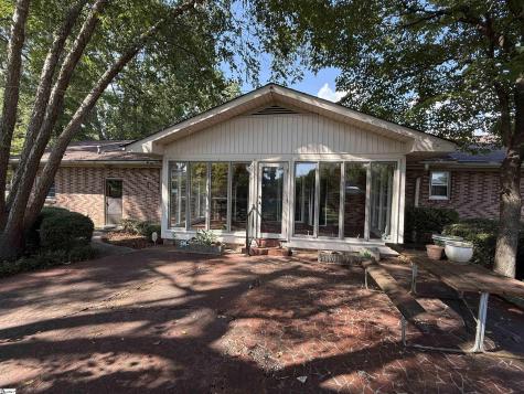 307 Spruce Street Clinton SC 29325