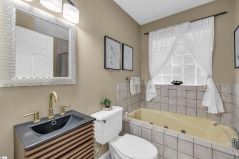 151 Pioneer Road Waterloo SC 29384