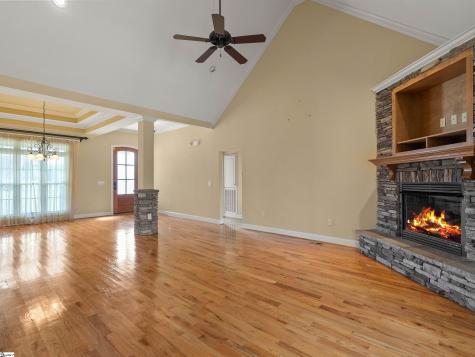 114 Royal Troon Campobello SC 29322