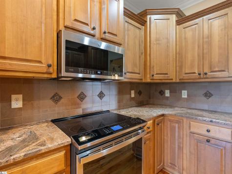 114 Royal Troon Campobello SC 29322