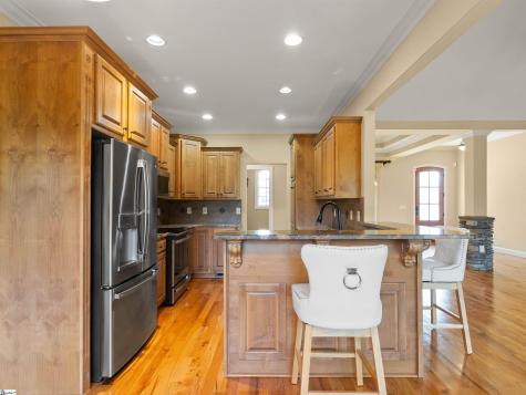 114 Royal Troon Campobello SC 29322