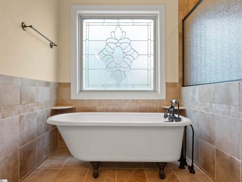 114 Royal Troon Campobello SC 29322