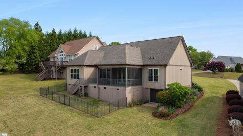 114 Royal Troon Campobello SC 29322