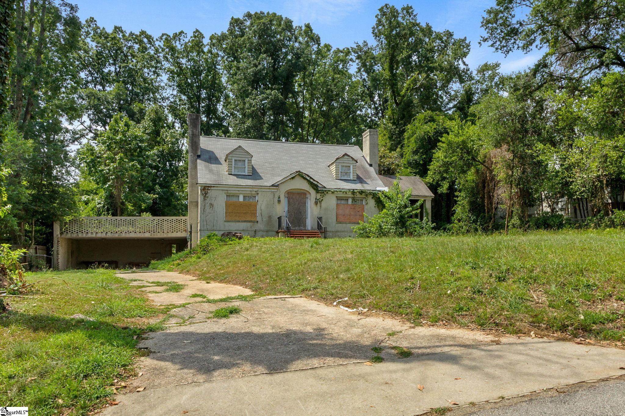 220 Riverside Drive Greenville SC 29605