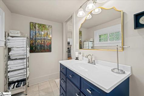 26 W 5th Street Greenville SC 29611