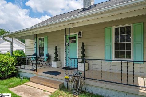 26 W 5th Street Greenville SC 29611