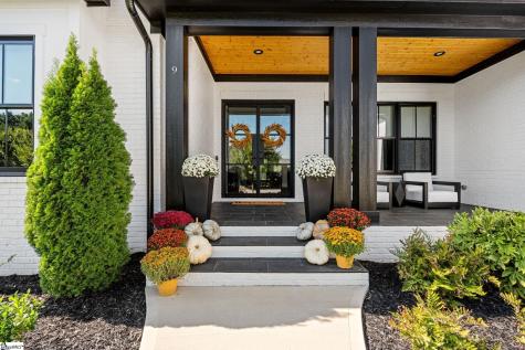 9 Vicinity Lane Greenville SC 29615