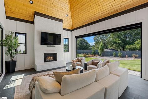 9 Vicinity Lane Greenville SC 29615