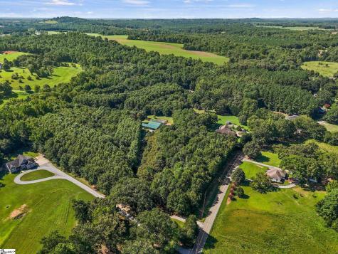 770 Dickson Road Campobello SC 29322