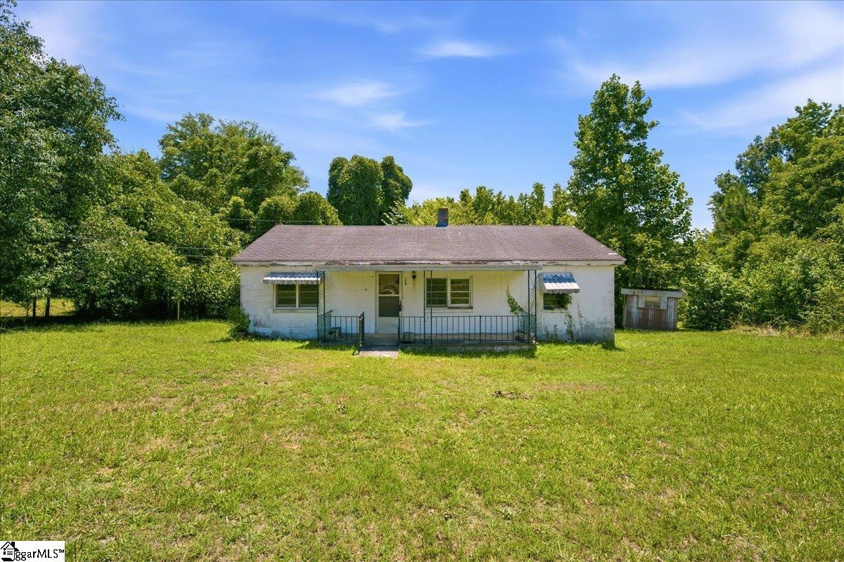 309 Knitting Mill Street Jonesville SC 29353