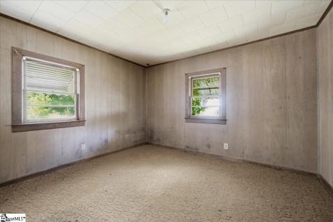 309 Knitting Mill Street Jonesville SC 29353