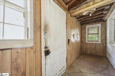 309 Knitting Mill Street Jonesville SC 29353
