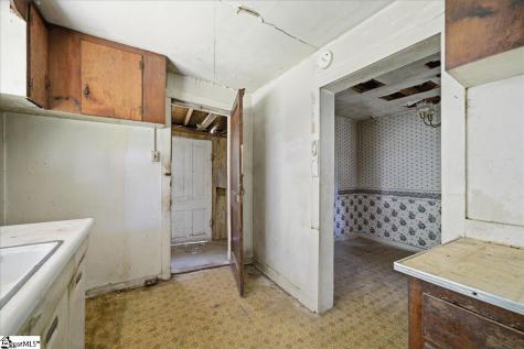 309 Knitting Mill Street Jonesville SC 29353