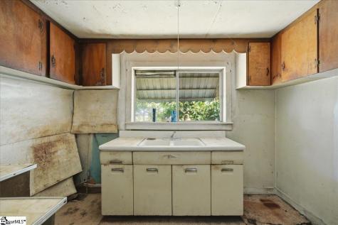 309 Knitting Mill Street Jonesville SC 29353