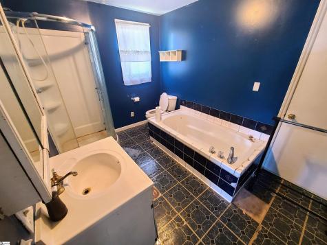 31 Mccaughrin Street Pelzer SC 29669