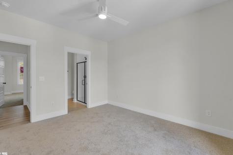 9 Hawthorne Lane Greenville SC 29605