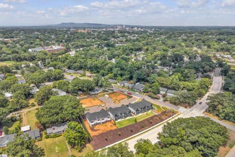9 Hawthorne Lane Greenville SC 29605