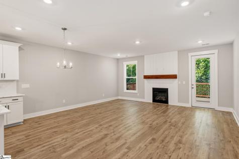 318 Breakwater Lane Seneca SC 29678