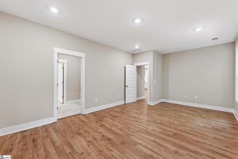 318 Breakwater Lane Seneca SC 29678