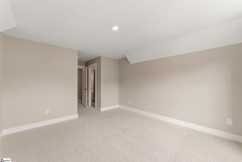 318 Breakwater Lane Seneca SC 29678