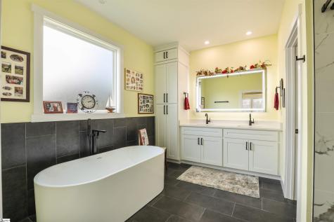 2925 Old Greenville Highway Central SC 29630