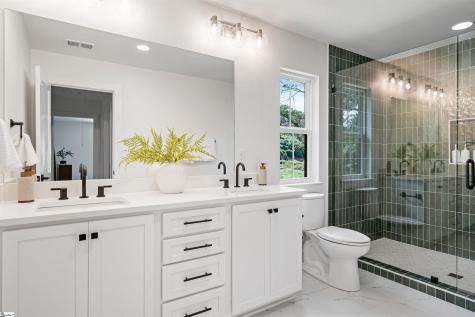 34 Lowndes Hill Road Greenville SC 29607