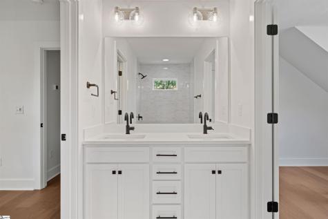 34 Lowndes Hill Road Greenville SC 29607