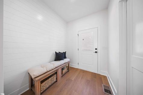 34 Lowndes Hill Road Greenville SC 29607
