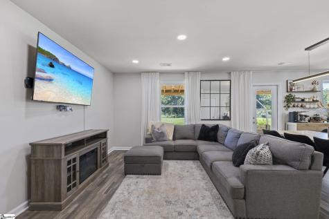 489 Wagon Trail Duncan SC 29334