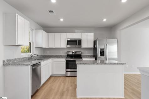 109 Brooklane Court Easley SC 29642