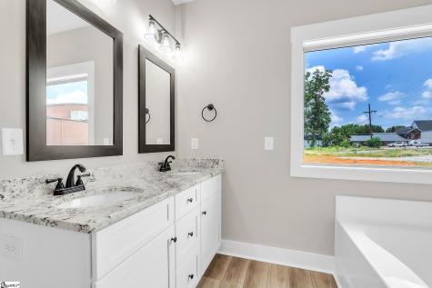 110 Saluda Street Belton SC 29672