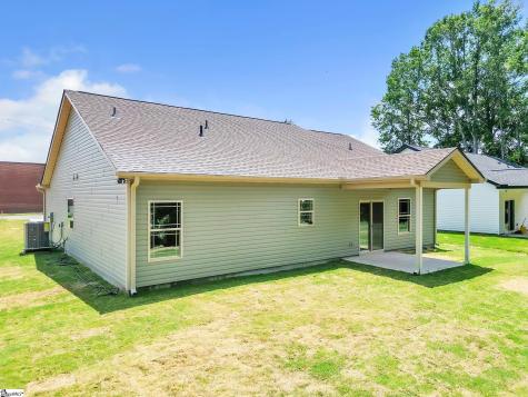 110 Saluda Street Belton SC 29672