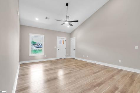 110 Saluda Street Belton SC 29672