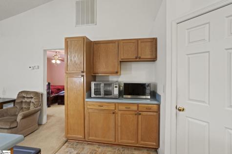 445 Cangleglow Drive Boiling Springs SC 29316