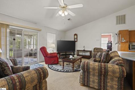 445 Cangleglow Drive Boiling Springs SC 29316