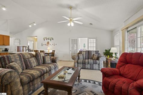 445 Cangleglow Drive Boiling Springs SC 29316